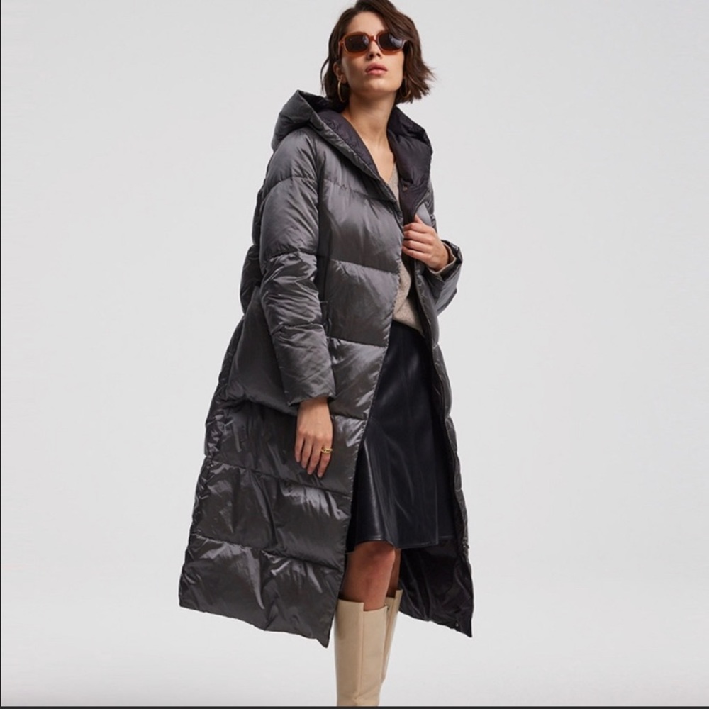 Goose down puffer coat